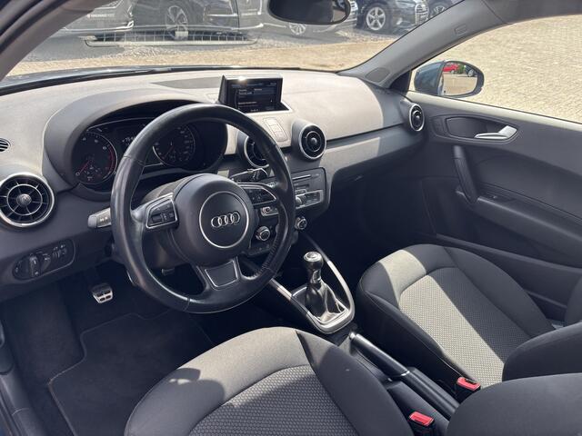 Audi A1 Sportback 3DRS 1.0 TFSI S-Line Navigatie / Parkeersensors