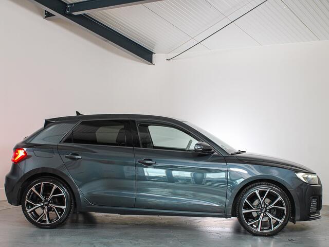 Audi A1 Sportback 30 TFSI Advanced epic Stoelverwarming, Apple Carplay/Android Auto, Camera, Digitale Cockpit,