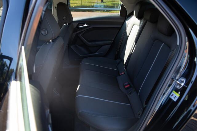 Audi A1 Sportback 25 TFSI Pro Line , Cruise control. Carplay,