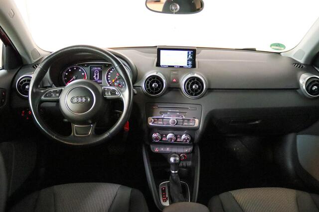 Audi A1 Sportback 1.0 TFSI Pro Line Automaat, Stoelverwarming, Bluetooth, Navigatie