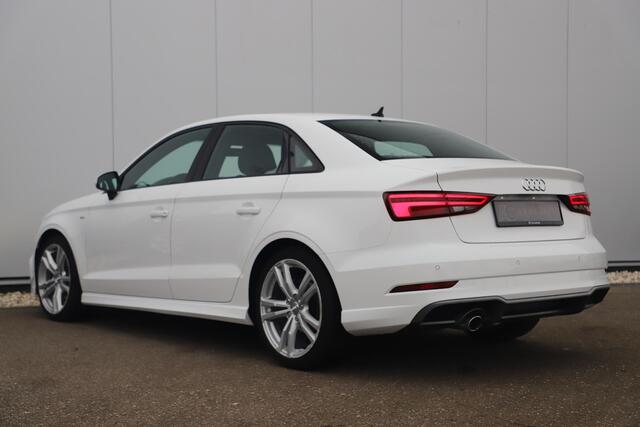 Audi A3 Limousine 30 TFSI Sport S Line Edition NAP! Automaat Half Leder Sportstoelen 18 inch Full LED Navigatie Bluetooth Cruise Parkeersensor
