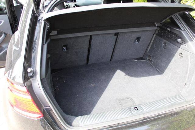 Audi A3 sportback 35 TFSI CoD Advance Sport