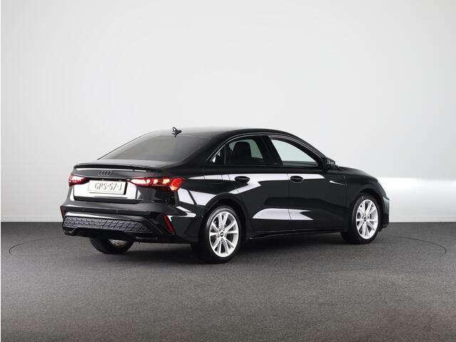 Audi A3 Limousine 30 TFSI S edition 116 pk S-tronic | 2x S-line| Navigatie | Parkeersensoren (Park assist) | Autom. airco (3 zones) | Stoelverwarming | S-Line |