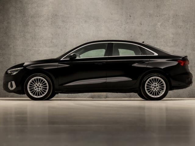Audi A3 Limousine 30 TFSI Sport Automaat (GROOT NAVI, APPLE CARPLAY, CAMERA, ADAPTIVE CRUISE, LM VELGEN, DIGITAAL DASHBOARD, SPORTSTOELEN, NIEUWE APK, NIEUWSTAAT)