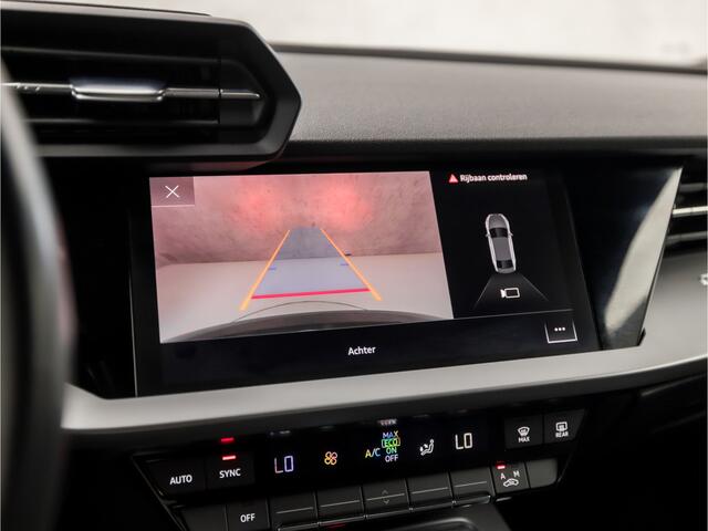 Audi A3 Limousine 30 TFSI Sport Automaat (GROOT NAVI, APPLE CARPLAY, CAMERA, ADAPTIVE CRUISE, LM VELGEN, DIGITAAL DASHBOARD, SPORTSTOELEN, NIEUWE APK, NIEUWSTAAT)
