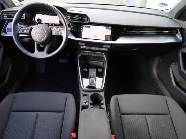 Audi A3 Limousine 35 TFSI 150PK | Virtual Cockpit | Stoelverwarming | Navigatie | LED | DAB |