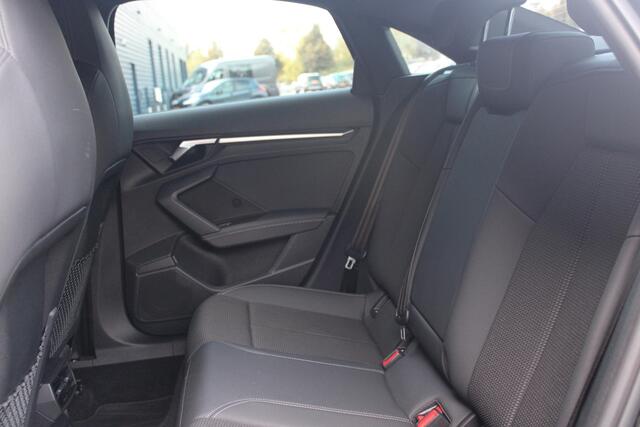 Audi A3 Limousine 2.0 TFSI 310PK S3 QUATTRO | APPLE CARPLAY/ANDROID AUTO | STOEL VERWARMING | S-LINE INTERIEUR/EXTERIEUR | SPORT STUUR S-LINE MET SCHAKEL FUNCTIE | NAVIGATIE | VIRTUAL COCKPIT PLUS | GLANS PAKKET | CRUISE CONTROL | ADVANCED KEY | AMBIENTE VERLICHT