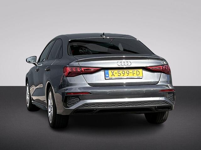 Audi A3 Limousine 30 TFSI S edition 110 pk S-tronic | Verlengde garantie | Navigatie | Zwart Optiek | Stoelverwarming | Parkeersensoren (Park assist) | Cruise control | Full-LED koplampen |