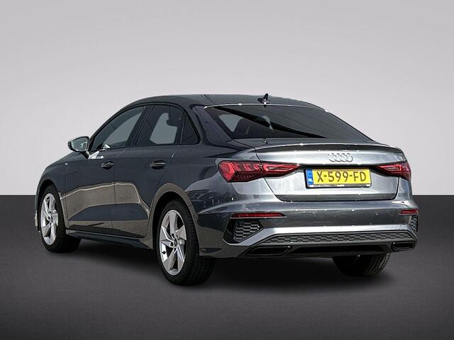 Audi A3 Limousine 30 TFSI S edition 110 pk S-tronic | Verlengde garantie | Navigatie | Zwart Optiek | Stoelverwarming | Parkeersensoren (Park assist) | Cruise control | Full-LED koplampen |