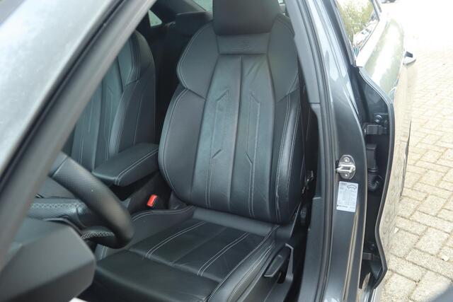 Audi A3 LIMOUSINE 30 TFSI S EDITION AUT. | 3X S-LINE | VIRT. COCKPIT | LED | LEDER | STOELVERW. | CARPLAY