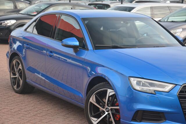 Audi A3 Limousine 30 TFSI Sport Lease Edition Nederlandse auto 153548 NAP met oa sportstoelen pdc navigatie xenon spoiler lmv origineel premium kleur