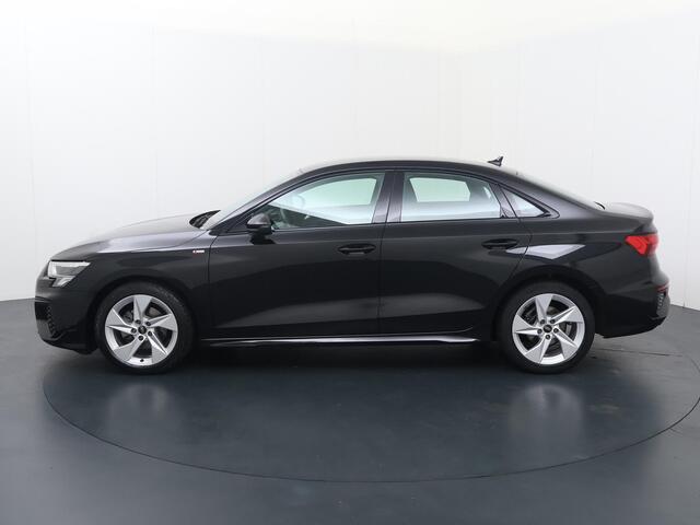 Audi A3 Limousine 30 TFSI S edition | 110 PK | Automaat | Adaptive cruise control | Climate control | LED | S-line |