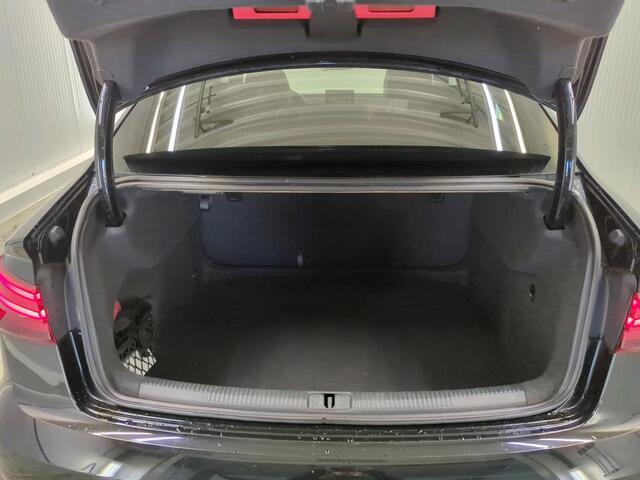 Audi A3 Limousine Aut. 35 TFSI CoD S-Line | Navi | Virtual | Xenon |