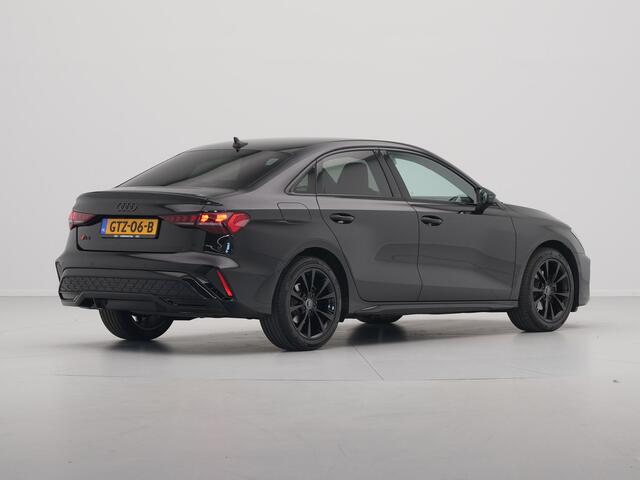 Audi A3 Limousine 30 TFSI 115 pk S-Tronic S-line edition PDC, Clima, Navi, Led 55