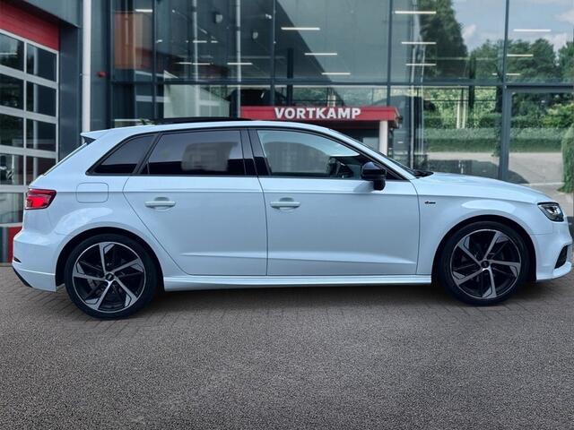 Audi A3 35 TFSI S-TRONIC S-LINE PANO-DAK/NAVI/ACC/PDC/STOELVERW