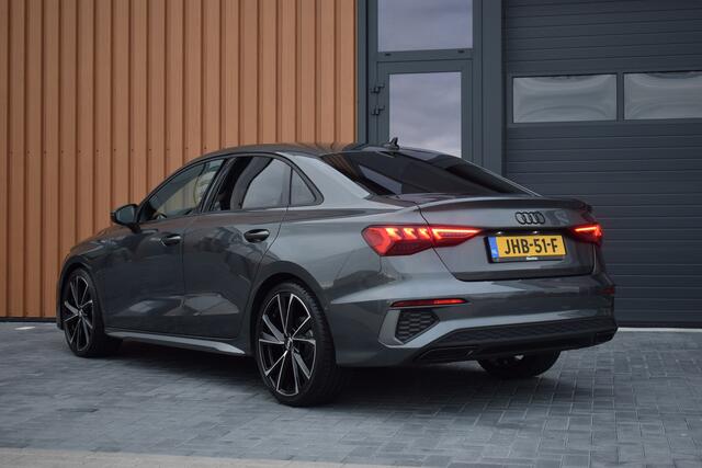 Audi A3 Limousine 35 TFSI 150pk S-tronic S-line | ACC | Carplay | Sfeer | LED | 19"