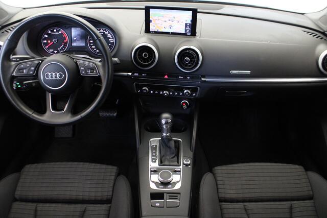 Audi A3 Limousine 1.5 TFSI CoD Sport S Line Edition |Navi|Stoelverwarming|