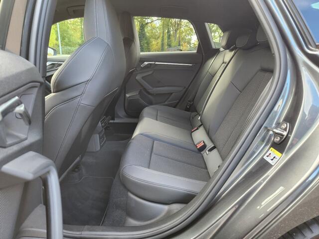 Audi A3 45 TFSI E S Edition Competition 245pk, Full Led, Android/Apple,