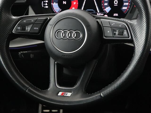 Audi A3 30 TFSI edition one | Stoelverwarming | Matrix LED | Virtual Cockpit | Carplay | Half leder | Navigatie | Parkeerhulp