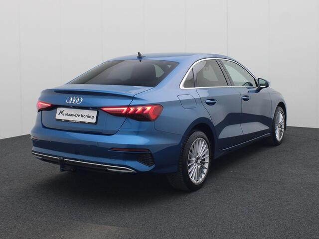 Audi A3 Limousine 30 TFSI/110PK S-tronic Advanced edition · Camera · Trekhaak · Apple/Android Car Play · Navigatie