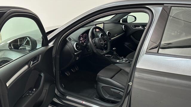 Audi A3 30 TFSI S-LINE ADAPT CRUISE DIGI DASH
