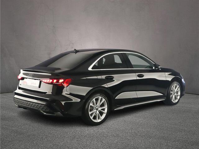 Audi A3 Limousine 30 TFSI S edition | ACC | Camera | Full-led | Parking plus | Carplay |