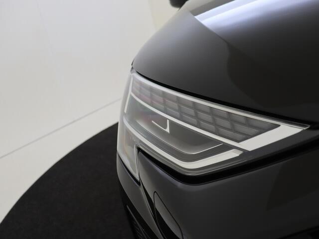 Audi A3 Limousine 35 TFSI Advanced edition | Parkeerassistent | Audi virtual cockpit plus | Cruise control | CarPlay | Navigatie Plus | Parkeersensoren | Dynamische knipperlichten |