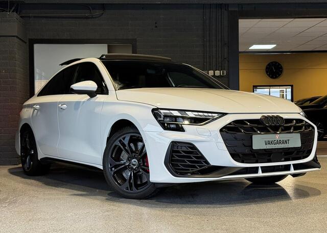 Audi A3 Limousine 2.0 TFSI S3 quattro |Pano |Akrapovic |SONOS |Alcantara |Sfeer |Camera |ACC