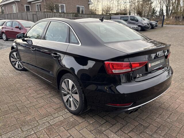 Audi A3 Limousine 1.5 TFSI Design Pro Line Navigatie / Parkeersensors / Stoelverwarming