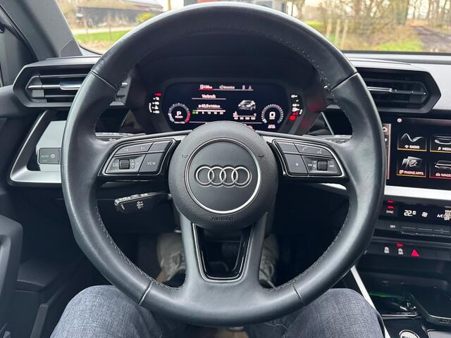 Audi A3 Limousine 30 TFSI autom Advanced edition digidash,ecc,lmv,led,navi,sportstoelen,chroom