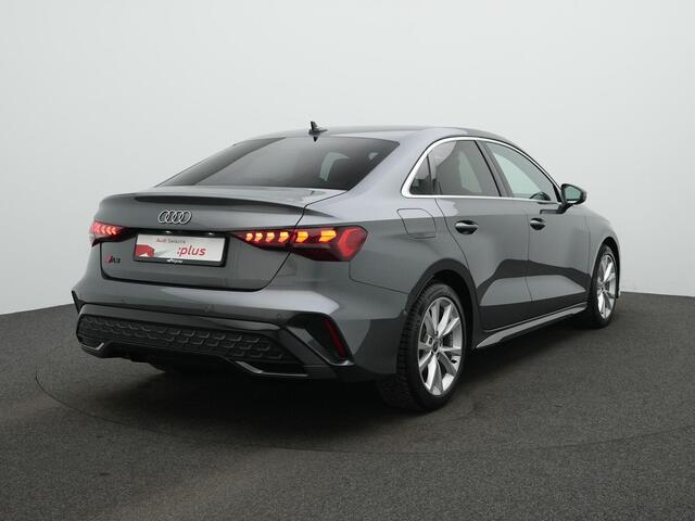 Audi A3 Limousine 35 TFSI 150 pk S-tronic S edition / S-Line | Achteruitrijcamera | Stoelverwarming | Adaptive Cruise | Navigatie