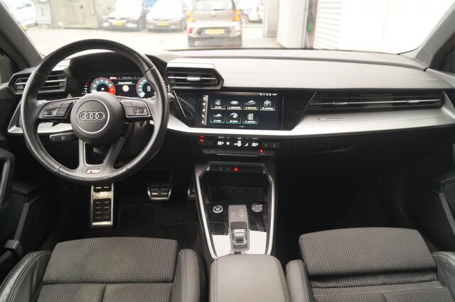 Audi A3 Limousine 30 TFSI Automaat S-Line Edition -NAVI-ECC-LED-