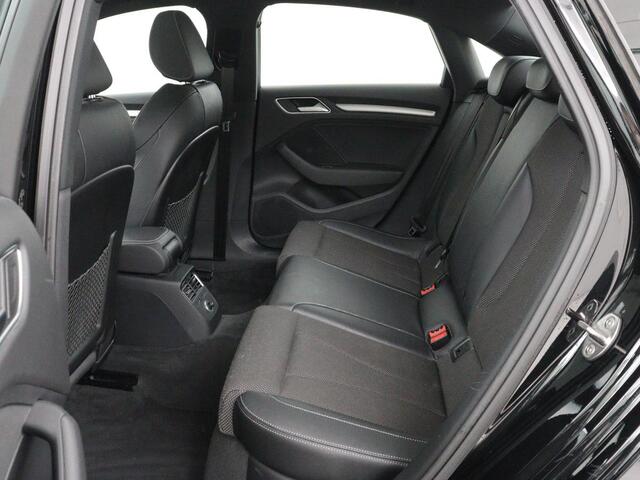 Audi A3 35 TFSI Advance Sport | Panoramadak | S-Line | Stoelverwarming | Half leder | Carplay | Virtual Cockpit | Navigatie | Cruise control | Full LED | DAB | Sportstoelen | Parkeerhulp