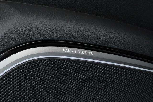 Audi A3 Cabriolet 1.5 TFSI CoD Design S-Line | Digi. Dashboard | B&O audio | Apple CarPlay | Stoelverw. | Adapt. Cruise | Camera | Keyless