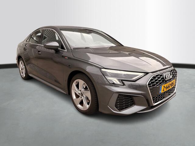 Audi A3 Limousine 30 TFSI 110Pk S Edition / Achteruitrijcamera