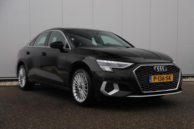 Audi A3 Limousine 30 TFSI Advanced edition Trekhaak Sportstoelen Navigatie Carplay Android Full LED 17 inch LMV Clima Adaptive Cruise
