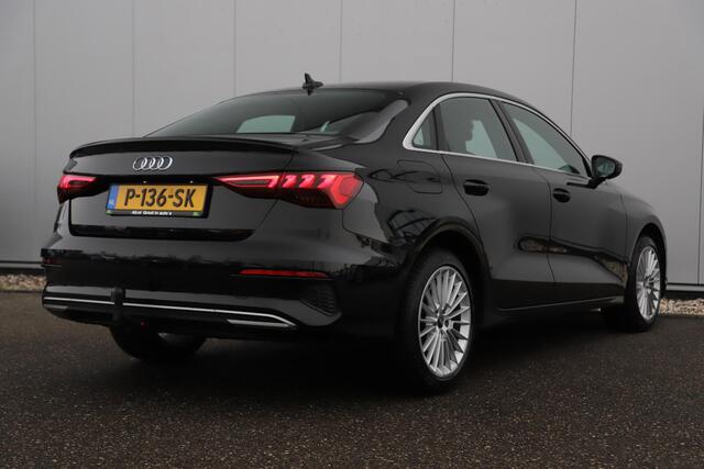 Audi A3 Limousine 30 TFSI Advanced edition Trekhaak Sportstoelen Navigatie Carplay Android Full LED 17 inch LMV Clima Adaptive Cruise