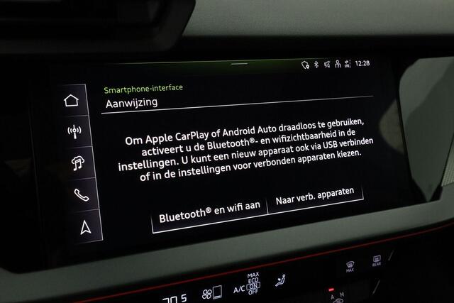 Audi A3 Limousine S edition 35 TFSI 150 pk Panoramadak | Sonos Premium 3d | Lichtpakket Pro Ambient Light