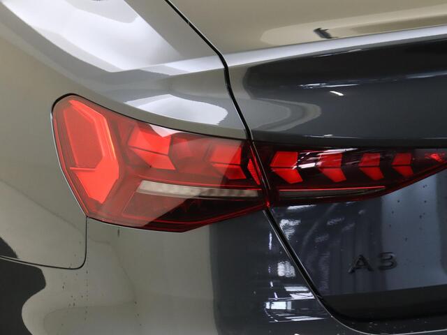 Audi A3 Limousine 30 TFSI S-tronic Advanced edition |Diefstalarm | Navigatie | Full Led koplampen en achterlichten | Sportstoelen | Privacy Glass | Audi Sound System