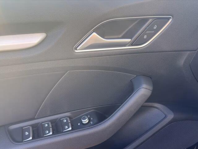 Audi A3 Cabriolet 35 Tfsi S-LINE S-Tronic ** LED, VIRTUAL, KEYLESS, NEKVERW, ACC, 19-inch LMV ** UNFALFREI - DEALER ONDERH.** ** INFORMEER OOK NAAR ONZE AANTREKKELIJKE FINANCIAL-LEASE TARIEVEN **