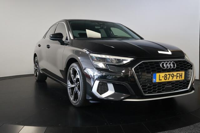 Audi A3 30 TFSI ambient light S-tronic Carplay Lane assist