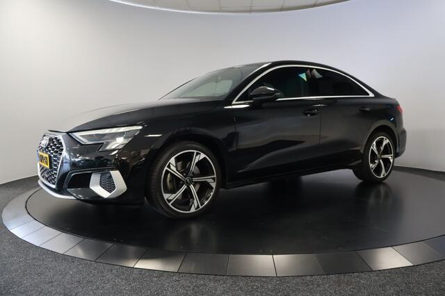 Audi A3 30 TFSI ambient light S-tronic Carplay Lane assist