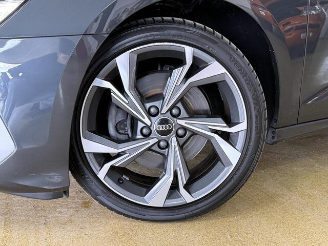 Audi A3 Limousine 30 TFSI Business edition | Carplay | Virtual cockpit |