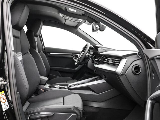 Audi A3 Limousine 30 TFSI Advanced edition 116 PK · Assis.pak Driving+Parking plus · Privacyglas · 3-spaaks sport mf+ afgevl padd · MEGA Sale