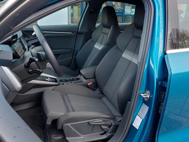 Audi A3 Limousine 30 TFSI 110pk Automaat Advanced Edition | Navi | Apple Carplay+Android Auto | Clima | Adap.Cruise | Led Koplampen+Achterlichten | Sfeerverlichting | Sportstoel+Stoelverwarming | Pdc | 17''lm