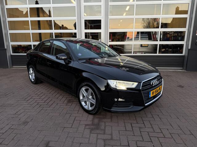 Audi A3 LIMOUSINE 1.0 TFSI SPORT AUT. S-Line / NAVI / CRUISE / PDC / XENON / STOELVERW.