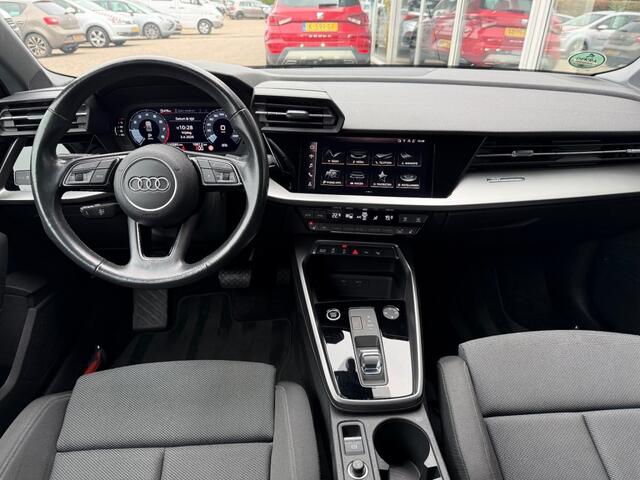 Audi A3 LIMOUSINE 35 TFSI Business edition Automaat Apple Carplay Android Auto Stoelverw. ACC