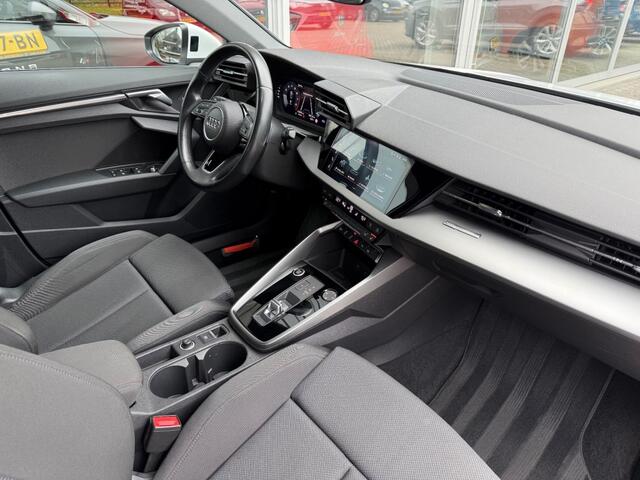 Audi A3 LIMOUSINE 35 TFSI Business edition Automaat Apple Carplay Android Auto Stoelverw. ACC