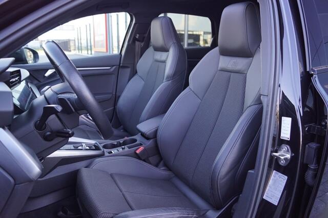 Audi A3 Sportback 35 TFSI S-Line 150pk / Panodak /Navi / Camera / Matrix LED