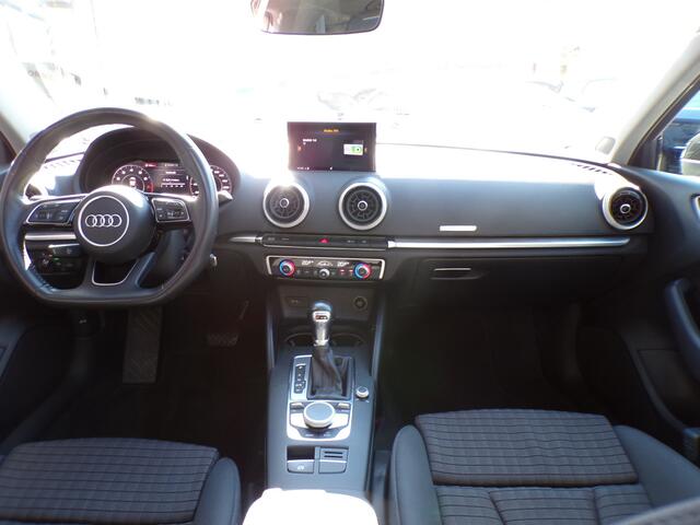 Audi A3 Limousine 35 TFSI CoD Automaat Black Edition PANORAMA DAK,TOP STAAT!